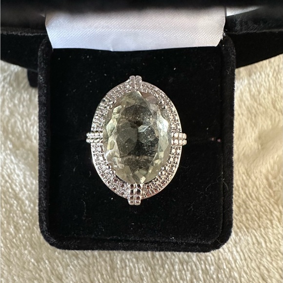 Sterling Silver Large Green Amethyst Ring. Size 7 1/2. - Picture 2 of 9